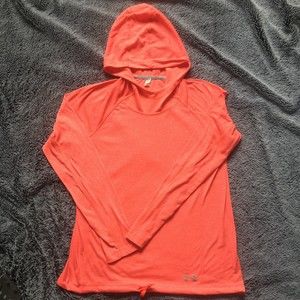 Women’s  under armour hooded shirt